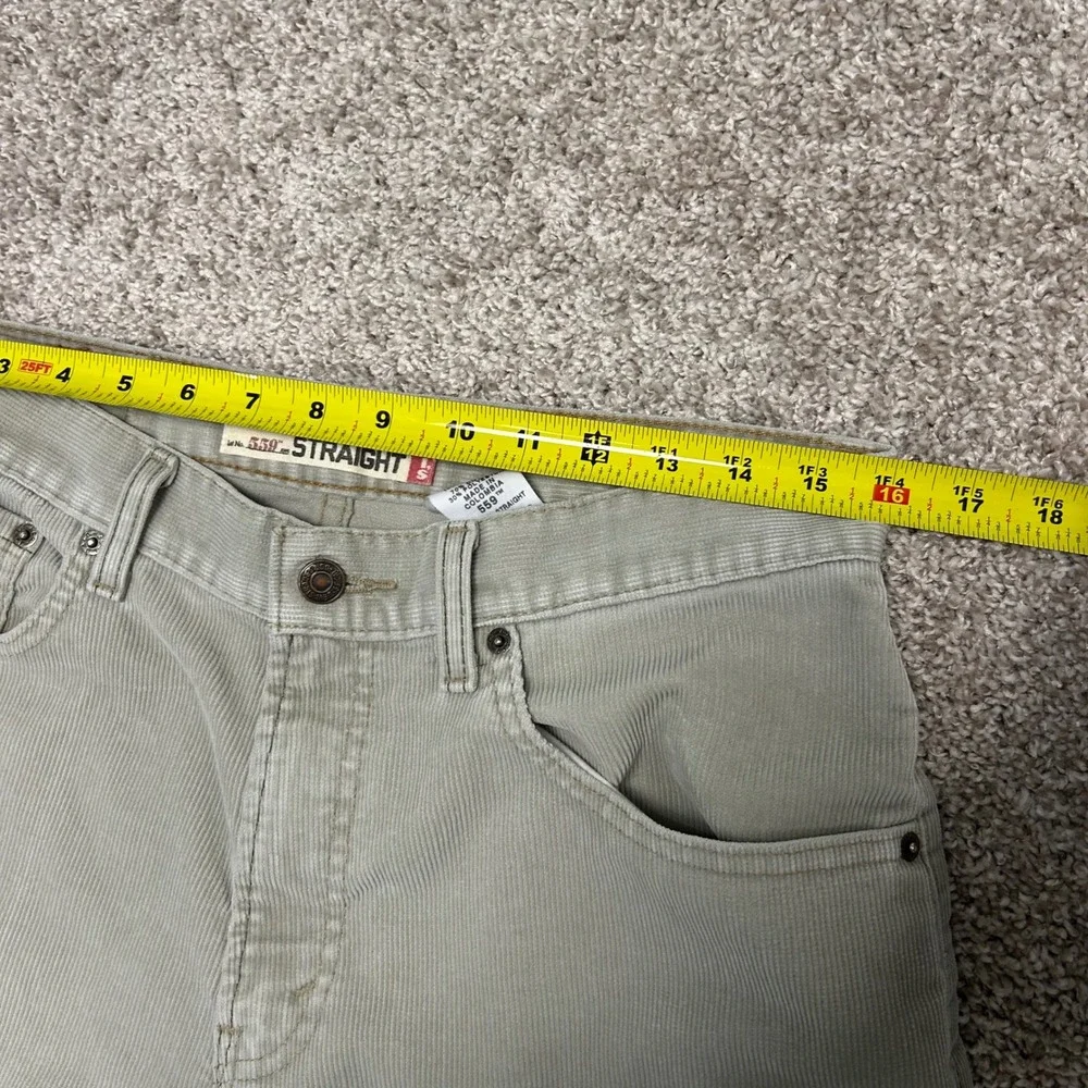 Levi's Relaxed Straight 559 Corduroy Pants Men Size 32x32 Vintage y2k Beige